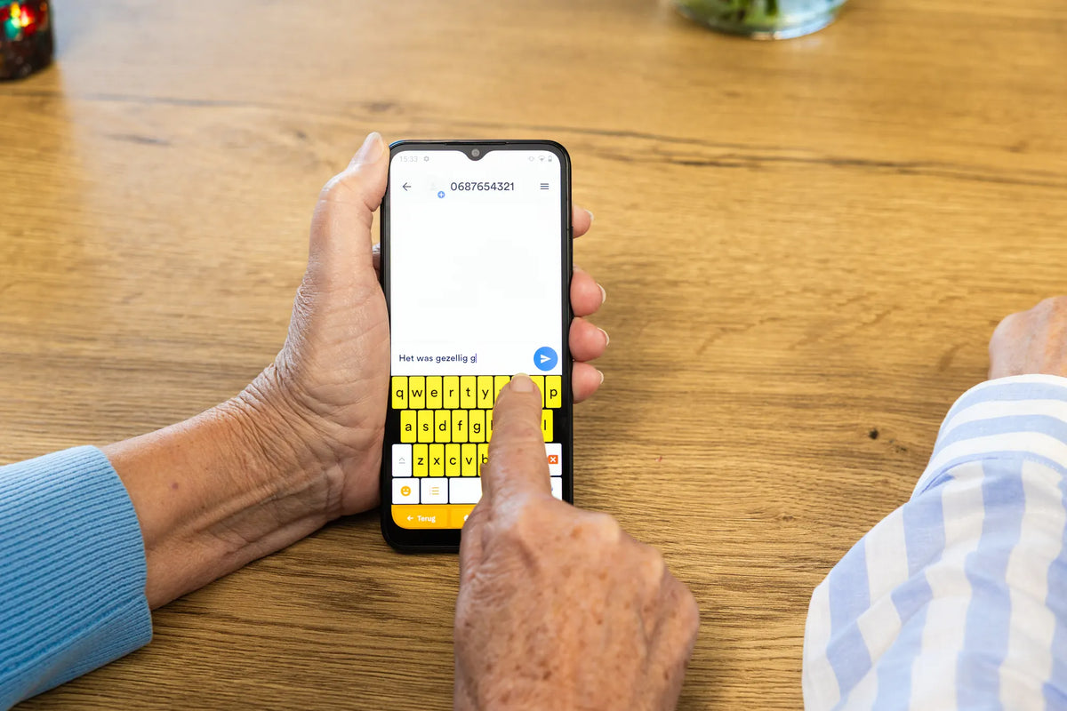 Je ouders helpen met het instellen van hun smartphone
